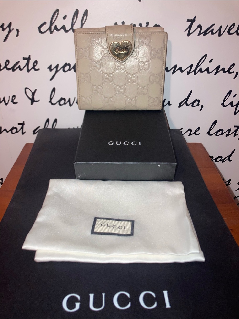 Authentic GUCCI GG Guccissima Leather Beige Biford Compact Wallet